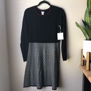 GEO PRINT FIT SWEATER DRESS